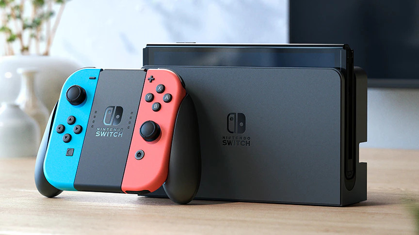 Amazonで「Nintendo Switch(有機ELモデル)」通常モデルの招待販売が 
