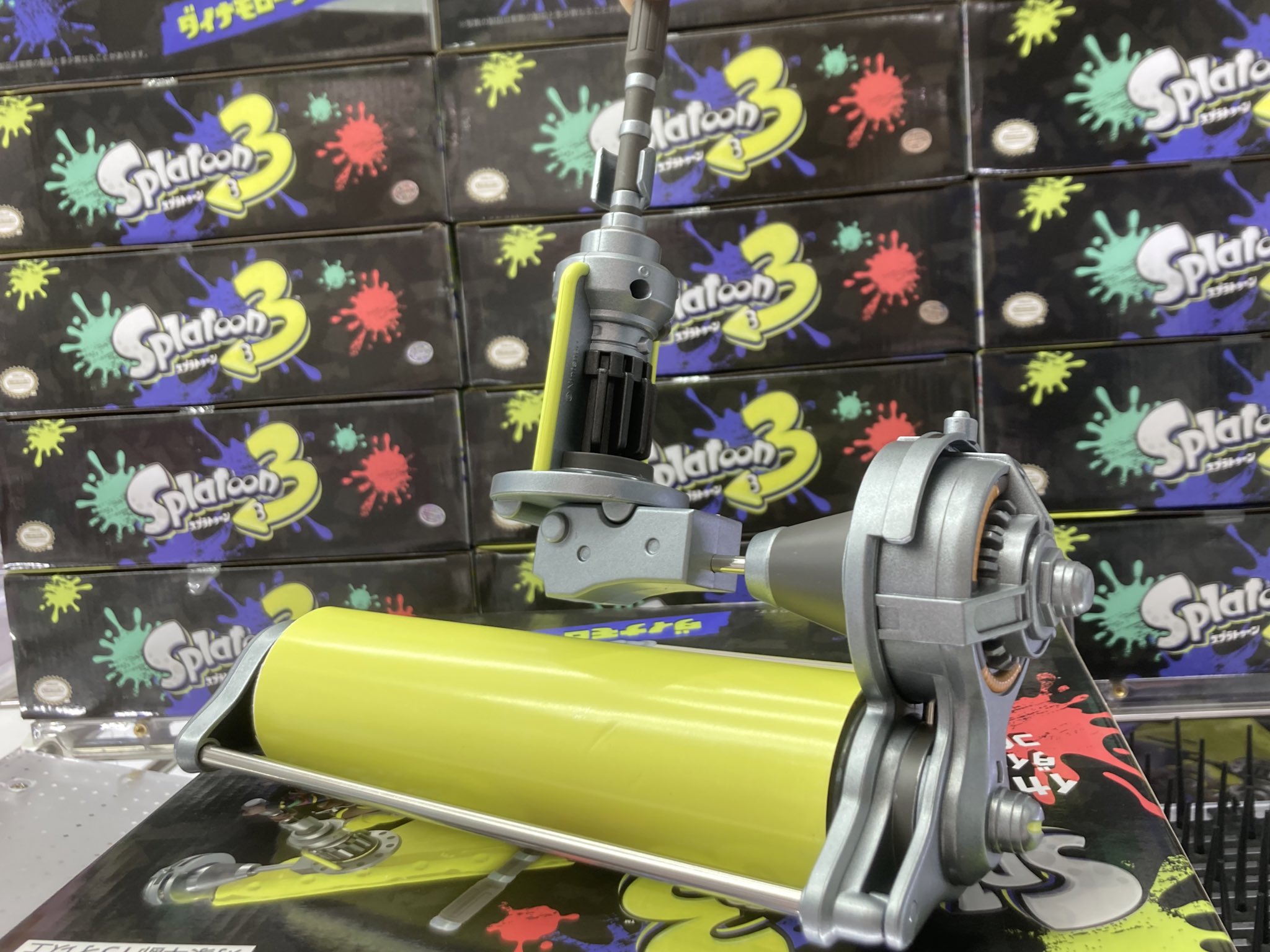splatoon-3-for-nintendo-switch-dynamo-roller-cleaner-hanbai22
