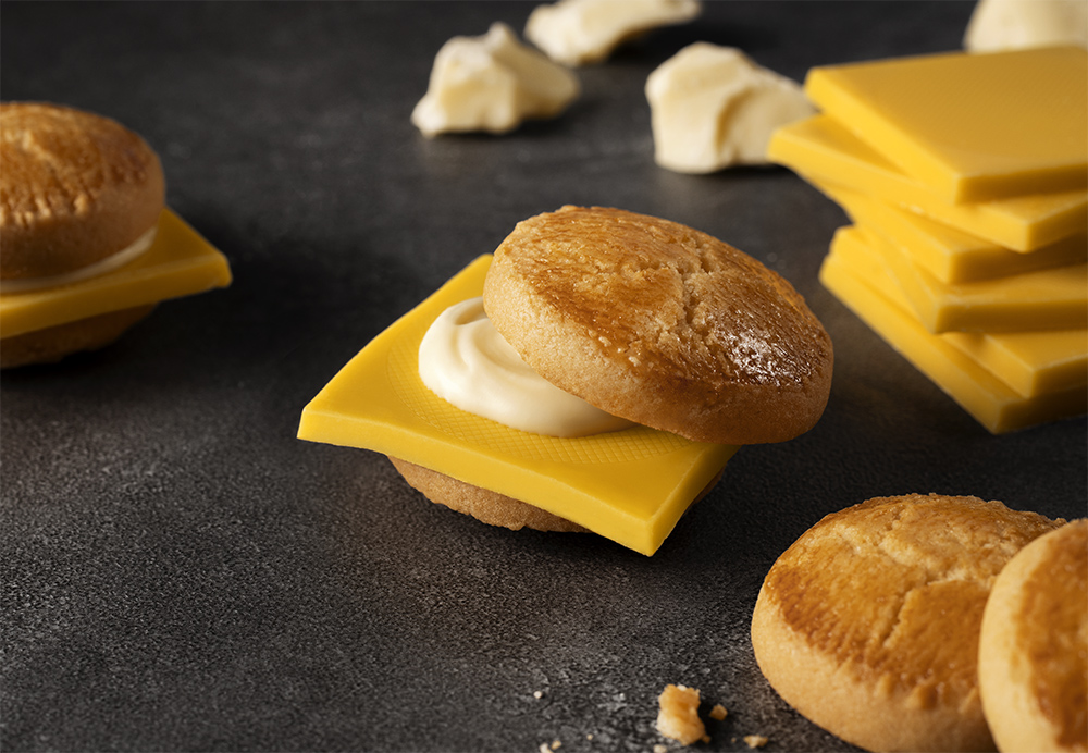 sweetsburger-kirby-strawberry-burger-hokkaido12