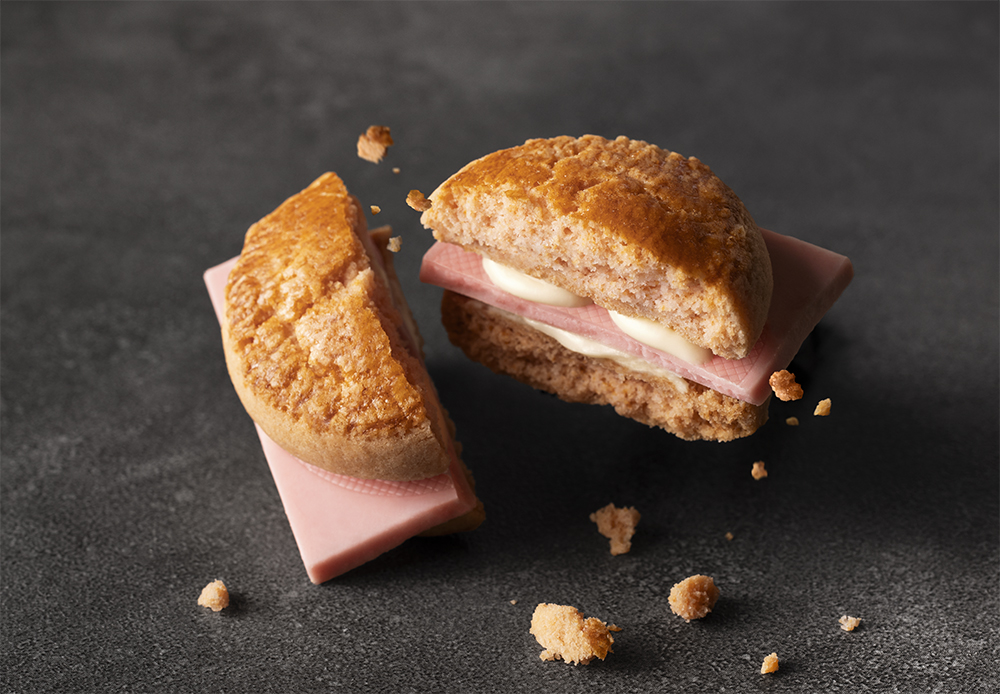 sweetsburger-kirby-strawberry-burger-hokkaido15