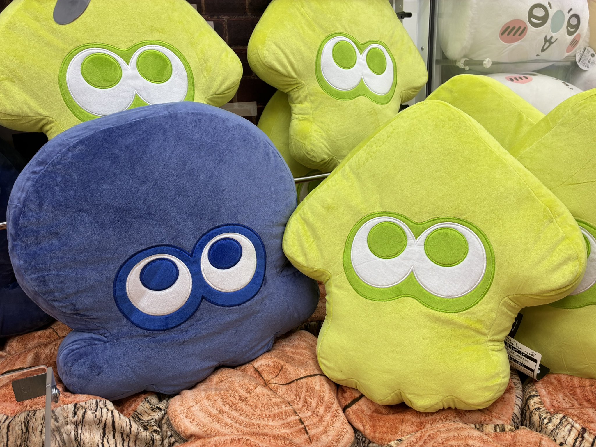 splatoon3-tokudasi-size-nuigurumi-ika-prize1