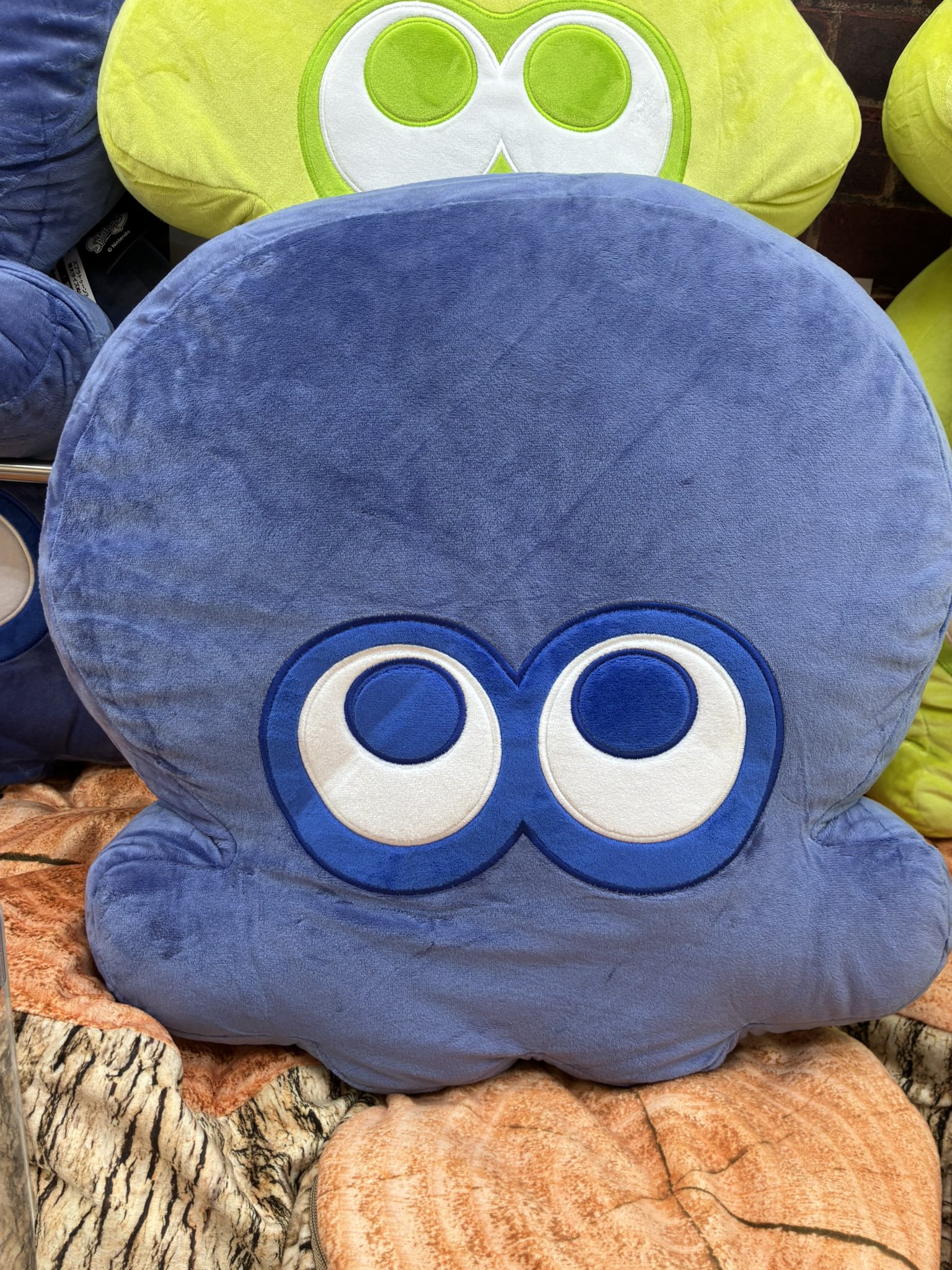 splatoon3-tokudasi-size-nuigurumi-ika-prize2